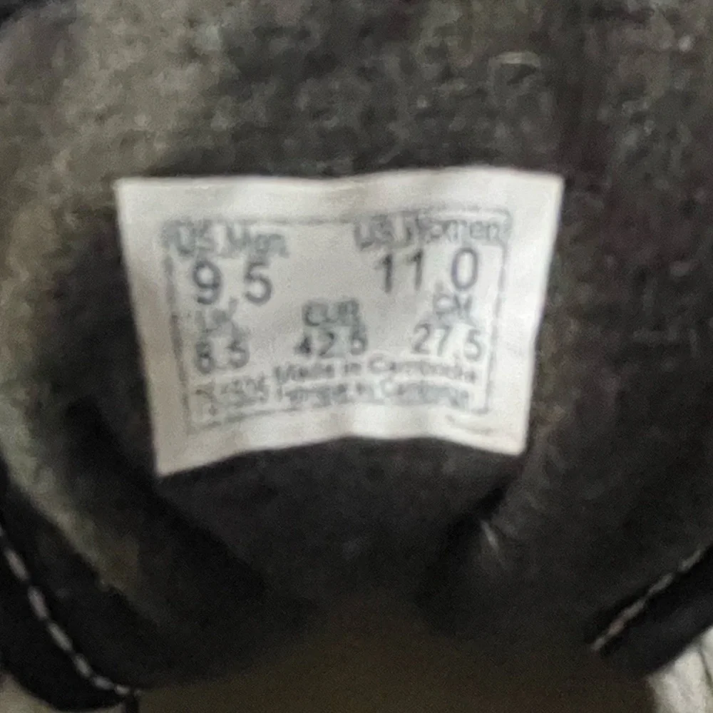 Vans Off The Wall Black And White Suede Sneakers - Picture 10 of 10